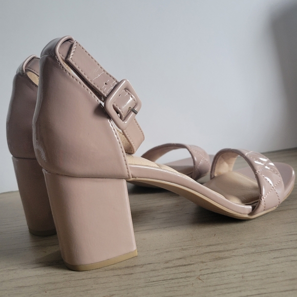 CL BY LAUNDRY WOMENS SANDALS - Picture 3 of 8